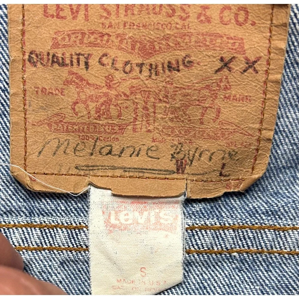 Vintage 90s Levi's Type III Trucker Denim Jean Jacket Mens S Blue Classic 